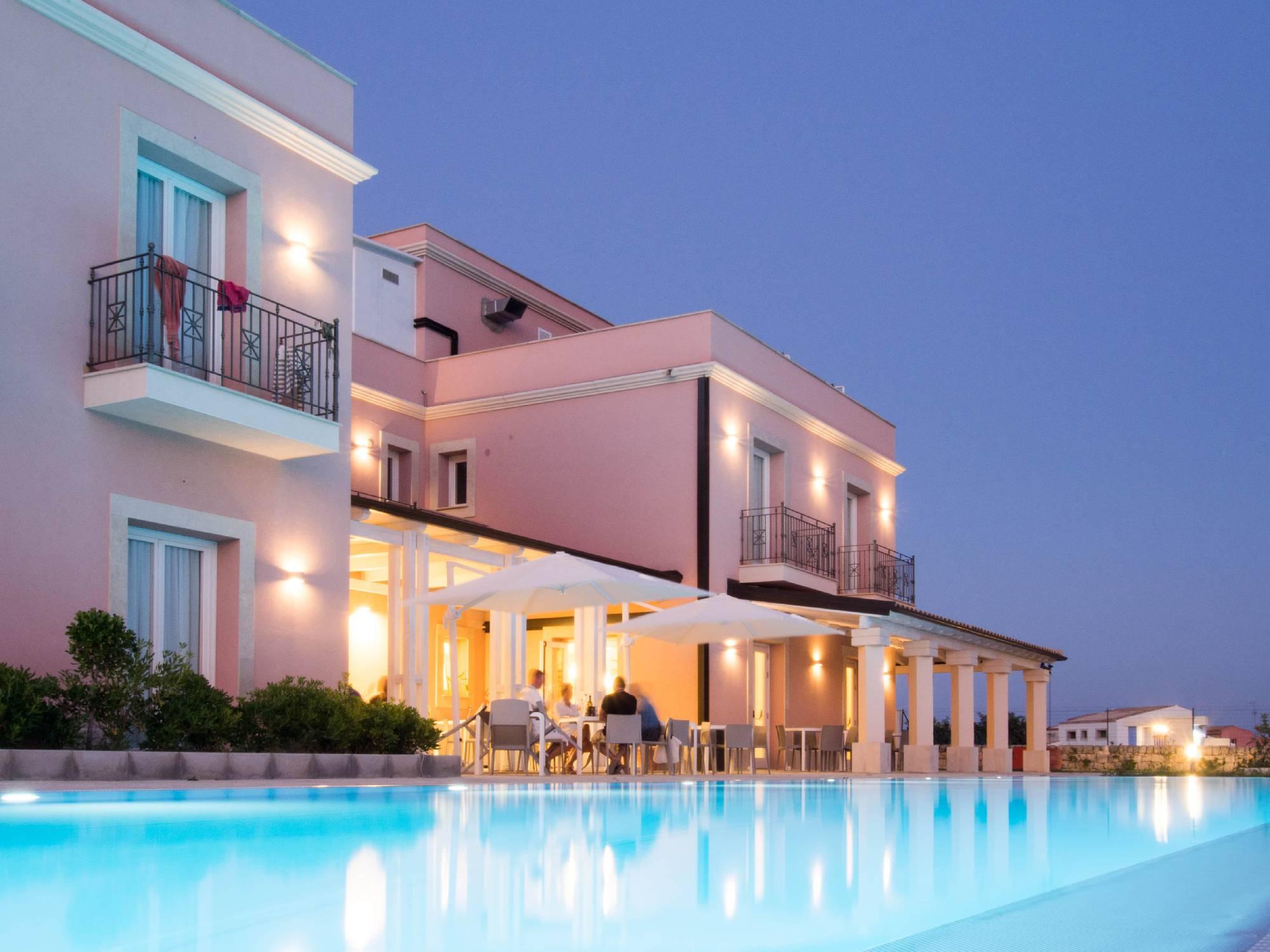 Hotel Danieli Pozzallo Kültér fotó