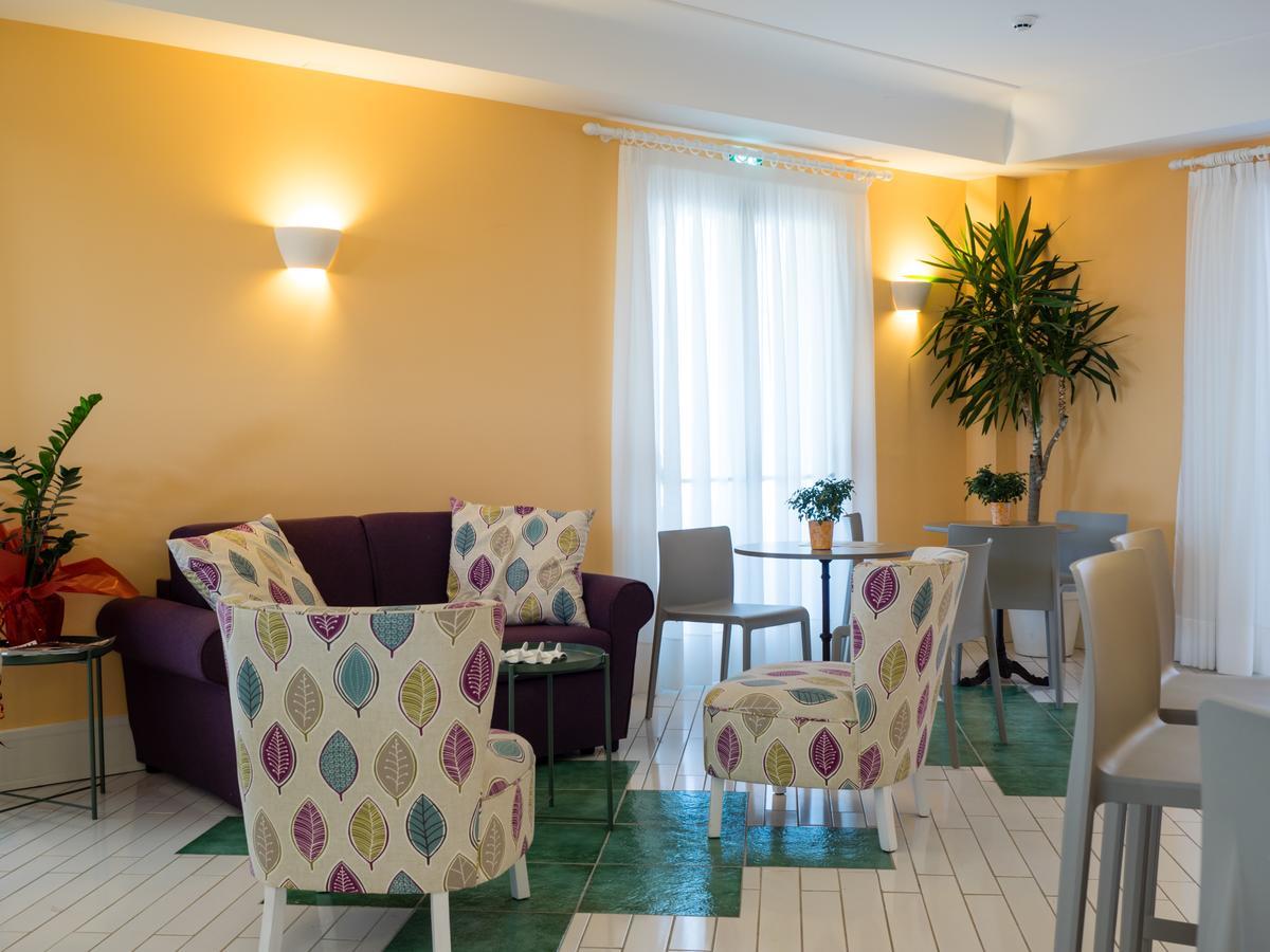 Hotel Danieli Pozzallo Kültér fotó