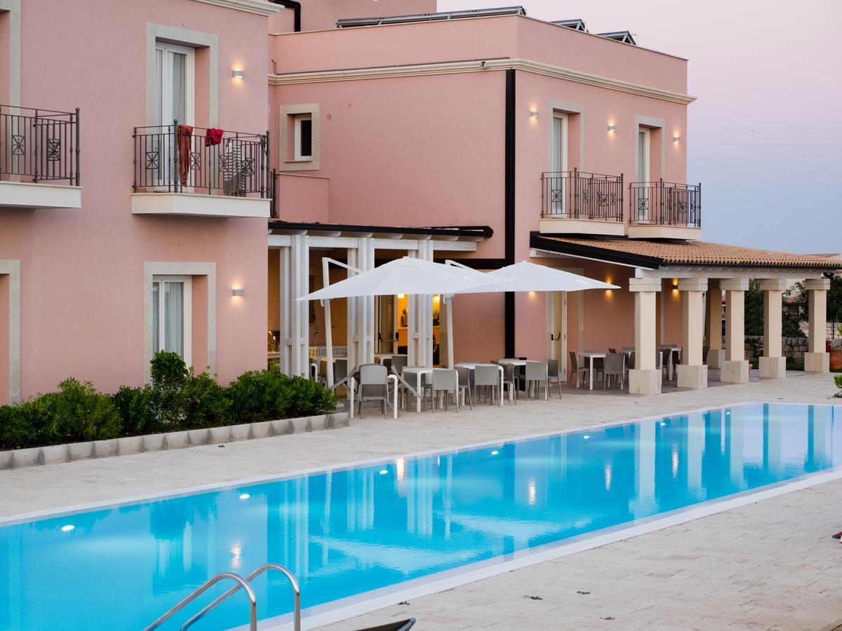 Hotel Danieli Pozzallo Kültér fotó